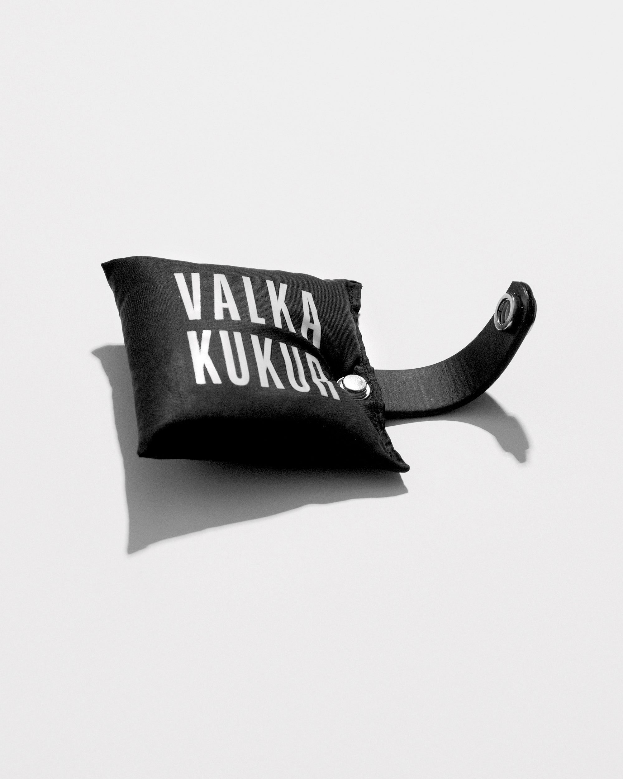 VALKA KUKUR-logo小枕頭