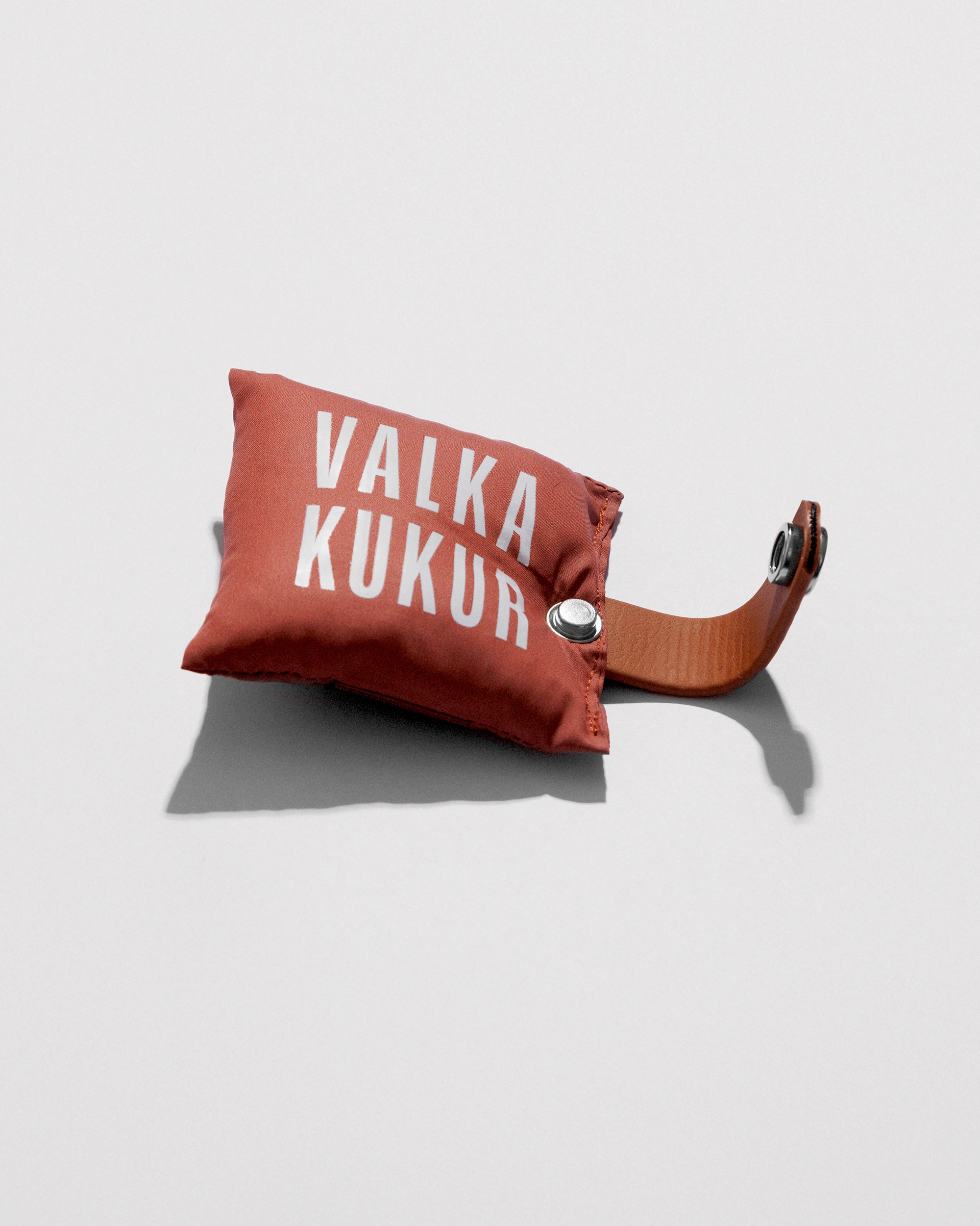 VALKA KUKUR-logo小枕頭