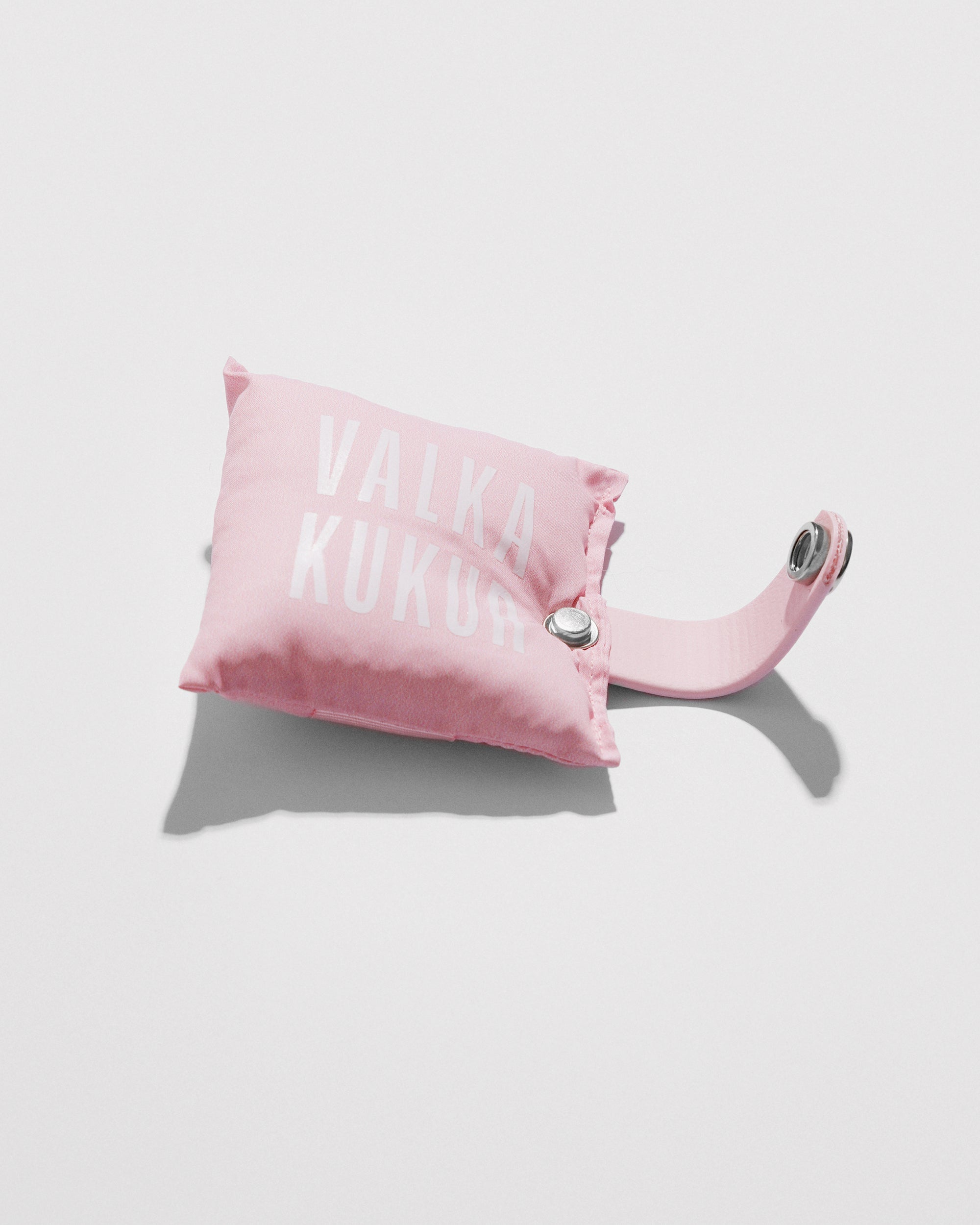 VALKA KUKUR-logo小枕頭