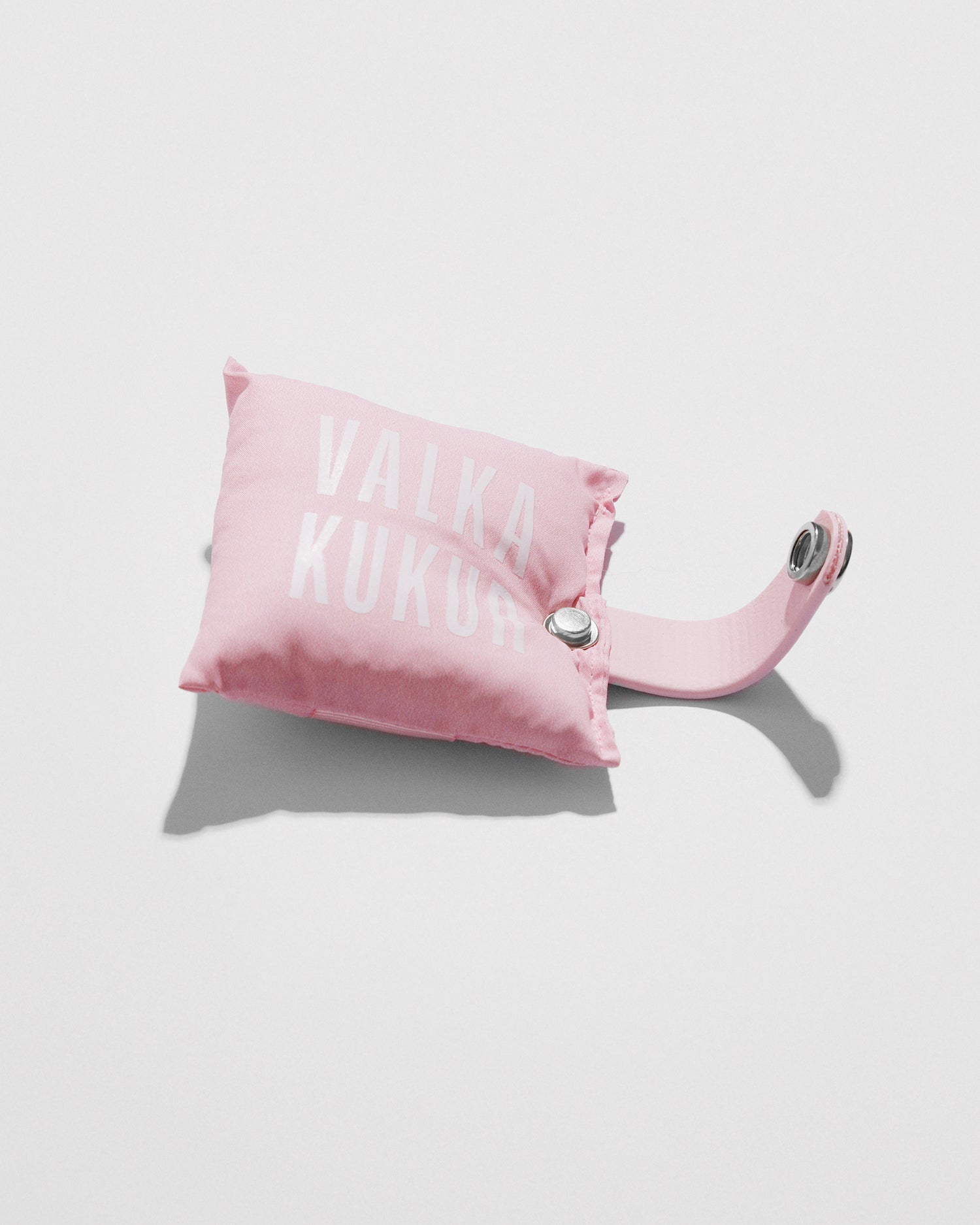 VALKA KUKUR-logo小枕頭